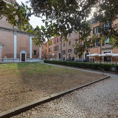 Central Ferrara Apartment Exterior foto